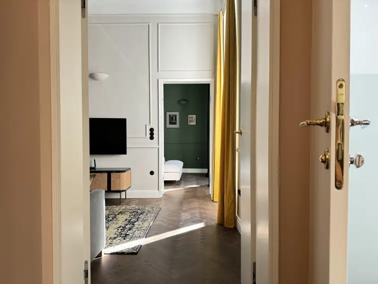 Grenze 1. Bezirk - Exclusive 2-Zimmer Wohnung im Jugendstil / hochwertige Ausstattung und modernisiert / Schwedenplatz