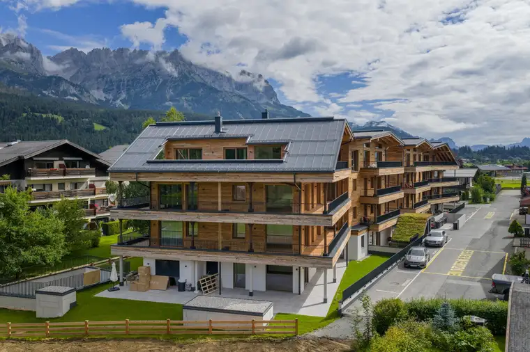 Neubauwohnungen am Ortsrand von Ellmau in Tirol