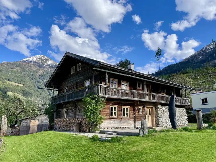 Hannes Erber, Bell Invest-Immobilien