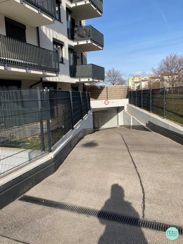 GARAGENPLATZ / Tiefgarage zu vermieten / U2 Hardeggasse