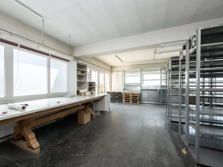 LAGER - WERKSTATT - BÜRO