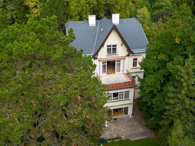 Historische Villa in Dornbach zu verkaufen