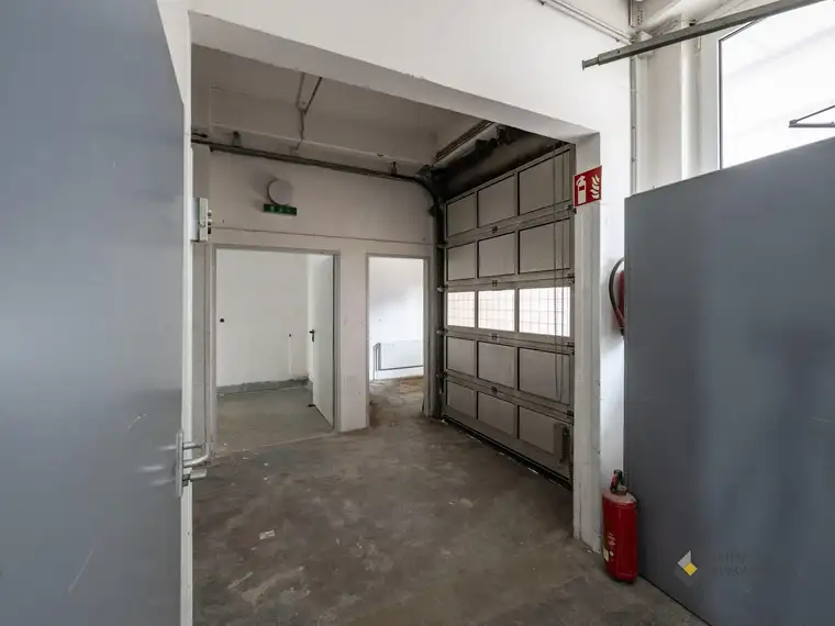 LAGER / BÜRO / ORDINATION / LABOR / FITNESS / HOCHWERTIGE PRODUKTION