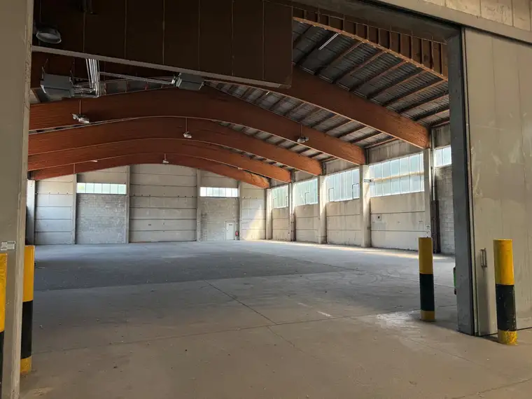 Gewerbeobjekt mit ca. 7.000 m² Freifläche
