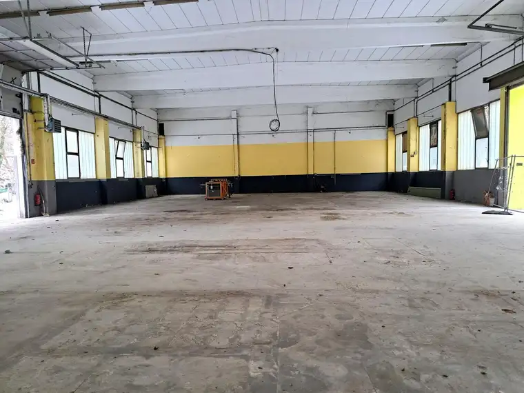 Lagerhalle 592 m² zu verkaufen