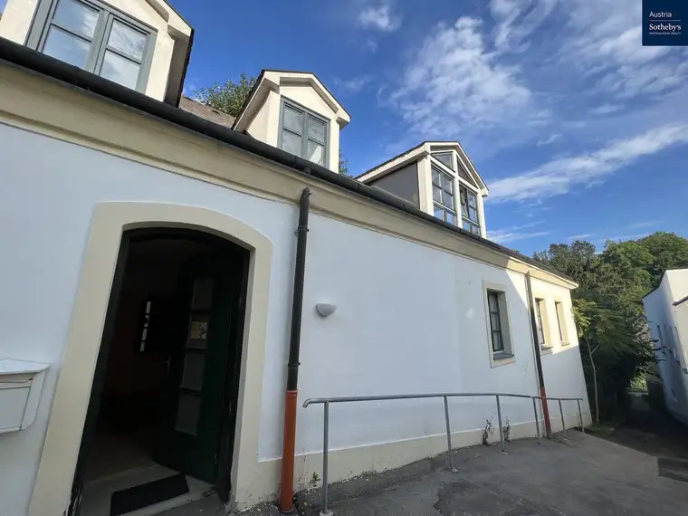 Haus in exklusiver Villengegend in Weidling