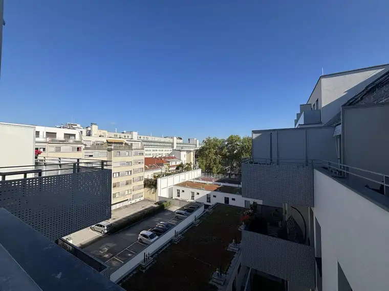 Marcus Haider, Peter Hack Immobilien