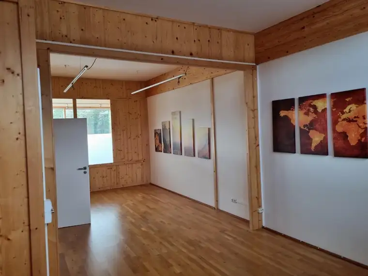 Büro zu vermieten