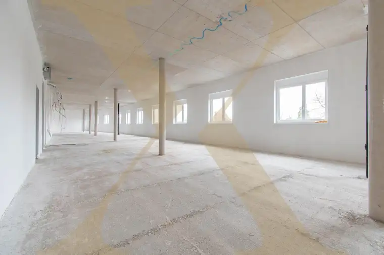 Moderne Büro-/Geschäftsfläche in Edt bei Lambach zu verkaufen!