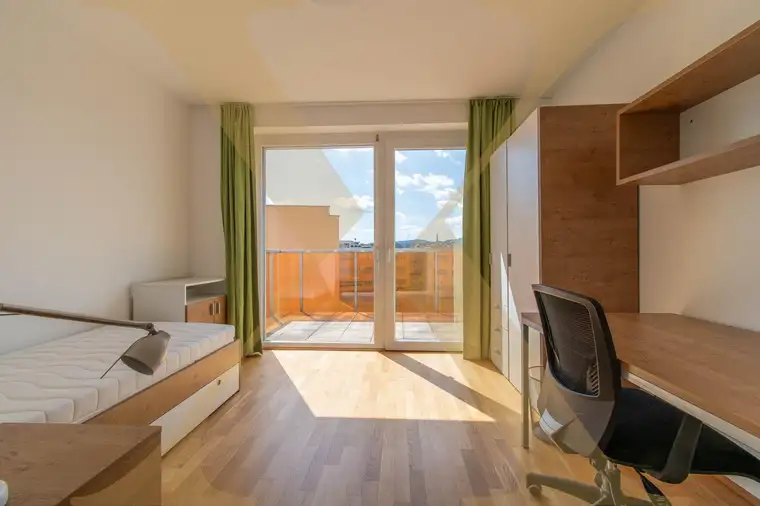 PROVISIONSFREI! WG-geeignet! Möblierte 3,5-Zimmer-Wohnung mit großzügigem Balkon in Linz zu vermieten!