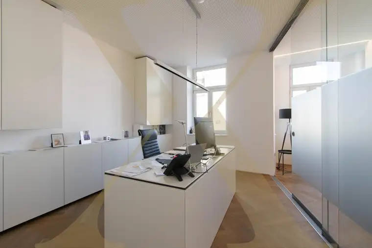 Top moderne Bürofläche in bester Lage am Taubenmarkt in Linz zu vermieten!