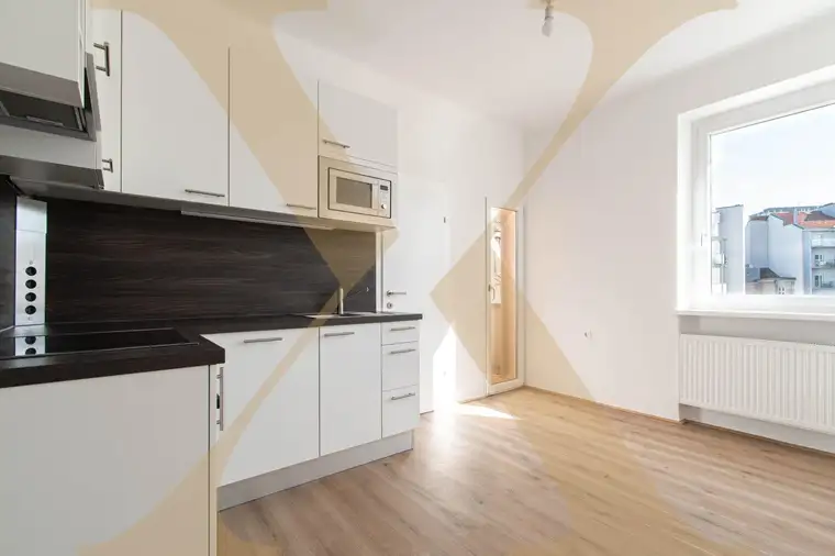 Großzügige 3,5-Zimmer-Wohnung mit Balkon in Linz-Zentrum zu vermieten!