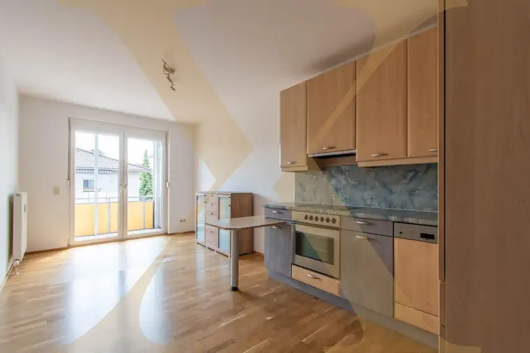 Schöne 2-Zimmer-Wohnung inkl. Loggia &amp; TG-Platz in Traun zu vermieten!
