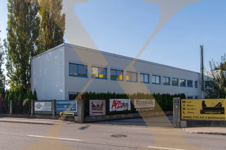 Lagerhalle inkl. Rampe und Lastenlift (Anlieferung EG) mit davorliegender Ladezone in Leonding zu vermieten!