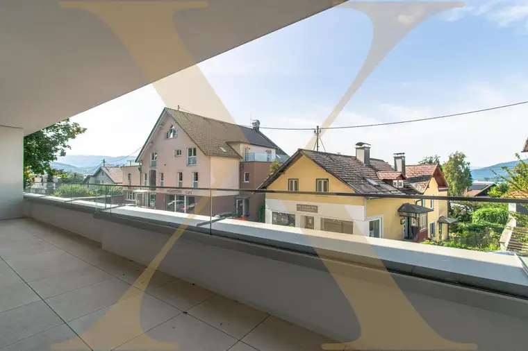 Gemütliche 3-Zimmer-Wohnung mit sonnigem Balkon in Seenähe in Seewalchen am Attersee!