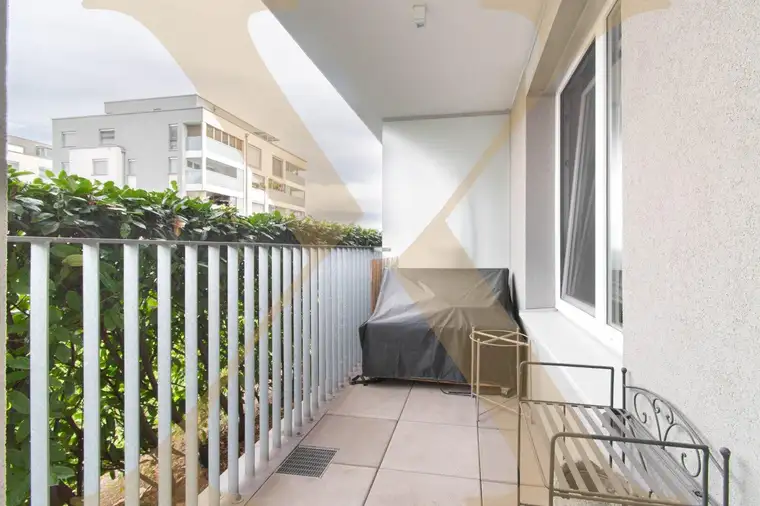 Großzügige 3-Zimmer-Wohnung mit möblierter Küche sowie Loggia im Linzer Zentrum zu vermieten! (Top 7)