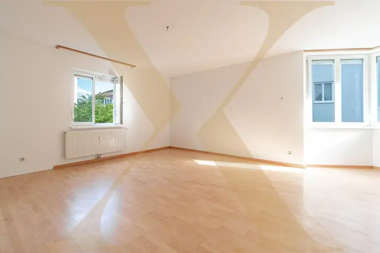 Charmante 2-Zimmer-Wohnung mit Loggia und Tiefgaragenparkplatz in Urfahr/Plesching zu vermieten!