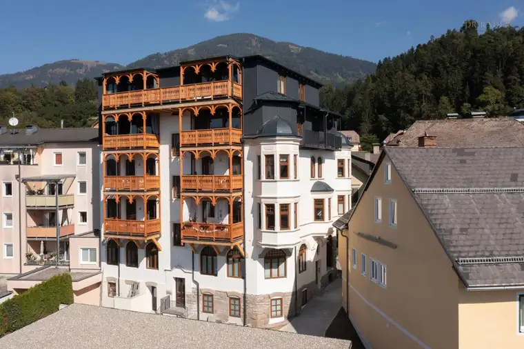Revitalisierte Eleganz- Historisch-charmante Wohnung mit modernem Komfort in der Residenz Millstatt