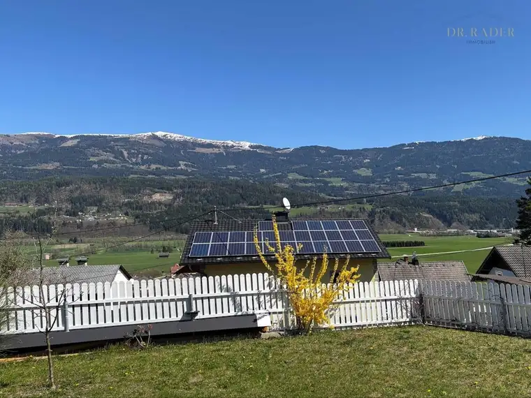 Tolle Gelegenheit! Großzügiges Wohnen in sonniger Ruhelage