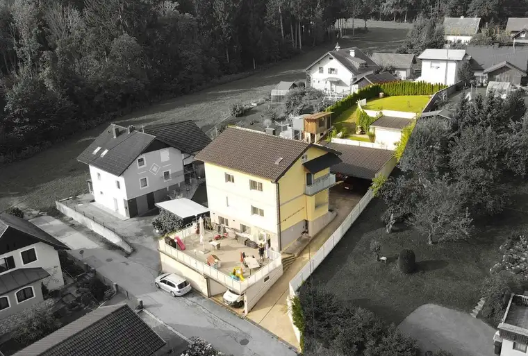 Tolle Gelegenheit! Großzügiges Wohnen in sonniger Ruhelage