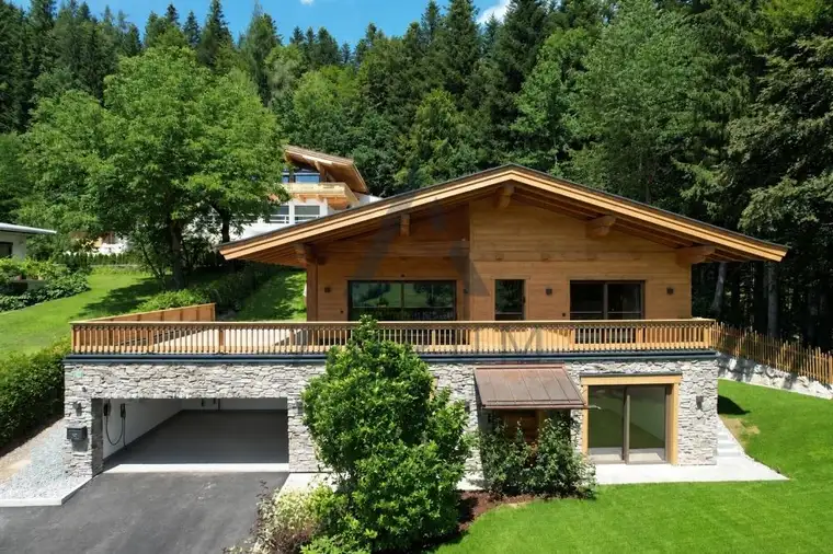 Modern - Alpiner Stil: Landhaus - Sonnenlage - Südausrichtung - Panoramablick - Sackgasse am Waldrand