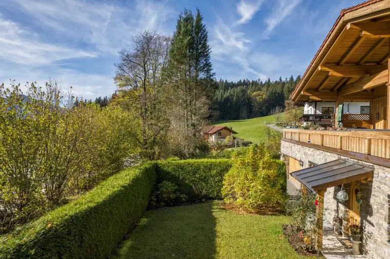 Idyllisch gelegenes Landhaus in Sonnenlage mit Panoramablick
