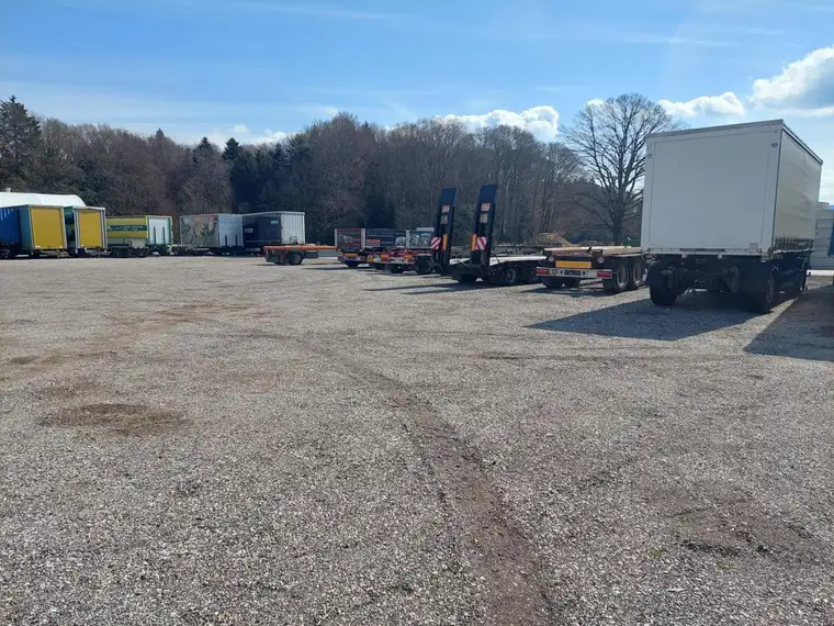 Gewerbegrund für LKW oder Lagerfläche