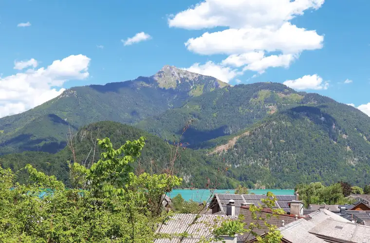 Entwicklungspotential – Landhaus mit Seeblick und bester Ortslage in St. Gilgen am Wolfgangsee!