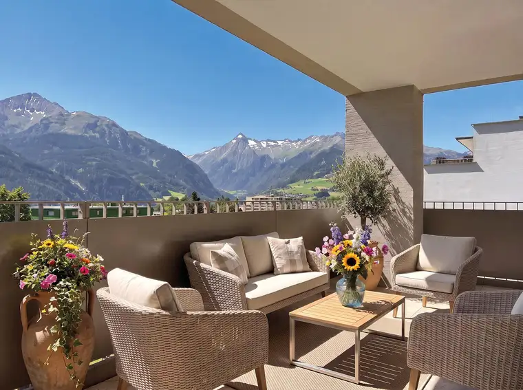 Hochwertige Neubauwohnung mit Panorama-Balkon und freien Blick auf das Kitzsteinhorn
