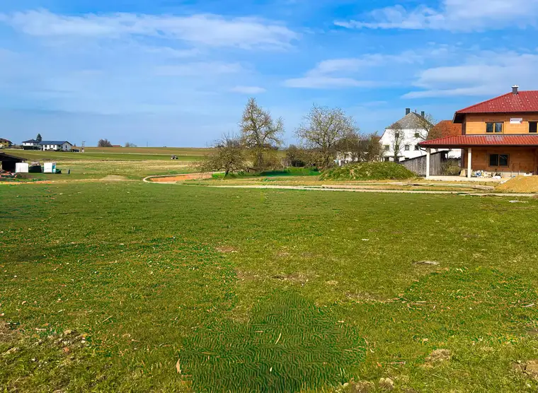 HERZENSGRUNDSTÜCK in Hochburg-Ach &amp; Burghausen