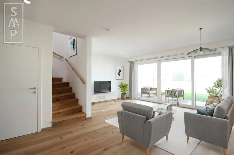 REIHENMITTELHAUS MIT GARTEN UND WÄRMEPUMPE ** INNENAUSBAU NACH IHREM GESCHMACK ** 2 STELLPLÄTZE