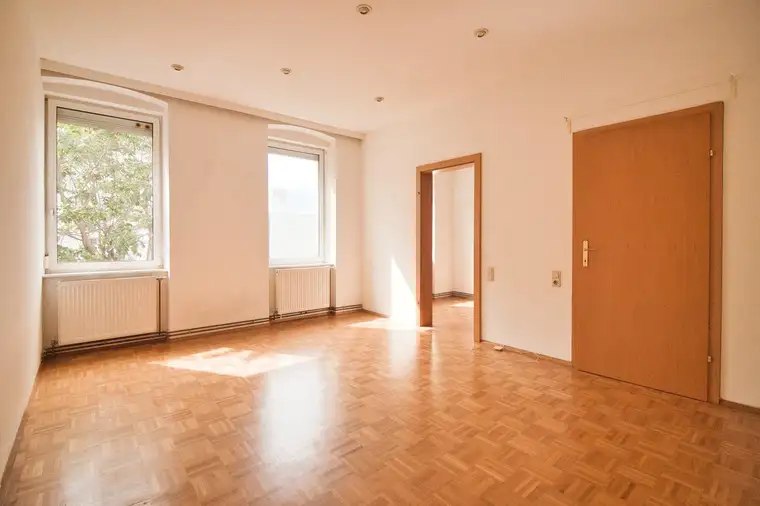 helle 2-Zimmer- Wohnung | guter Grundriss | separate Küche