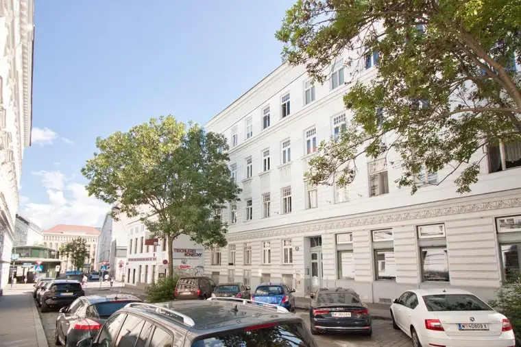 TOP Lage beim Meidlinger Markt | sanierungsbedürftig | 2-Zimmer | ruhige Ausrichtung