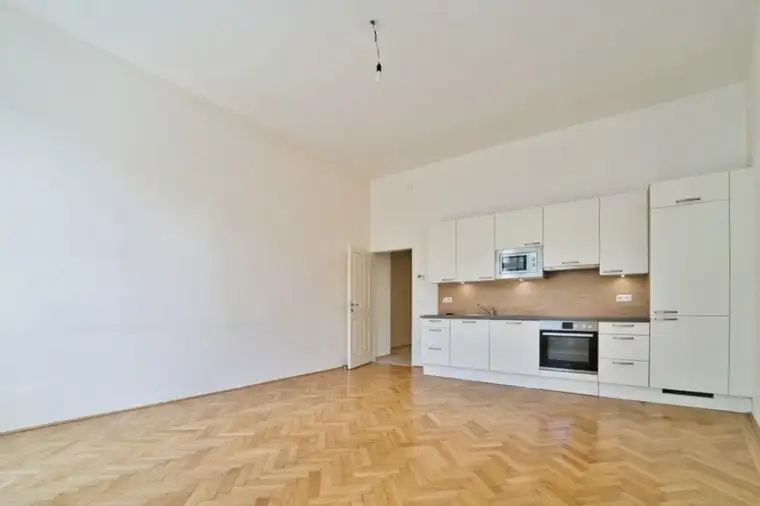 Bezugsfertige 2-Zimmer Altbau-Wohnung | sehr guter Grundriss | TOP Lage