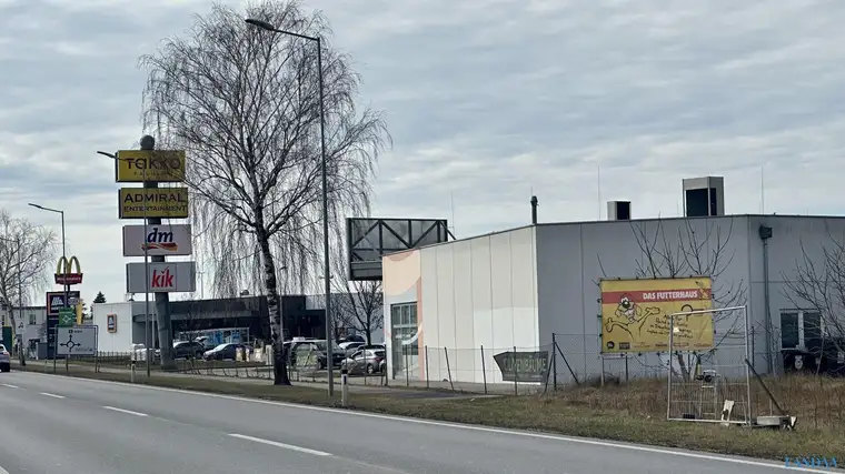 ++VIELFALT DIREKT AN DER HAUPTSTRASSE++ Ab 299.000 Euro für Ihr Gewerbeprojekt!