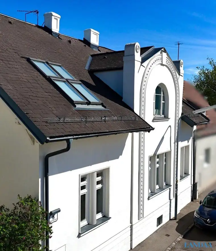 Repräsentatives Arbeiten &amp; stilvolles Wohnen in historischem Ambiente