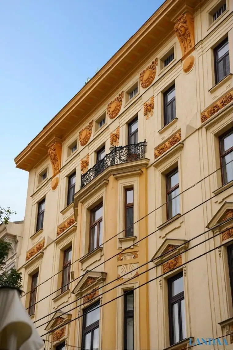 Alexandra Samarskaya, MSc, LANDAA Immobilien GmbH