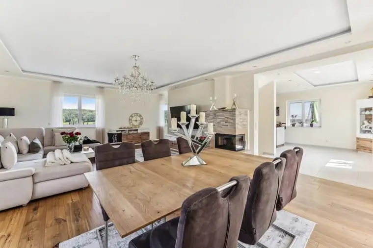 Modernes Einfamilienhaus mit Pool und sonnigem Garten in Top-Lage!!