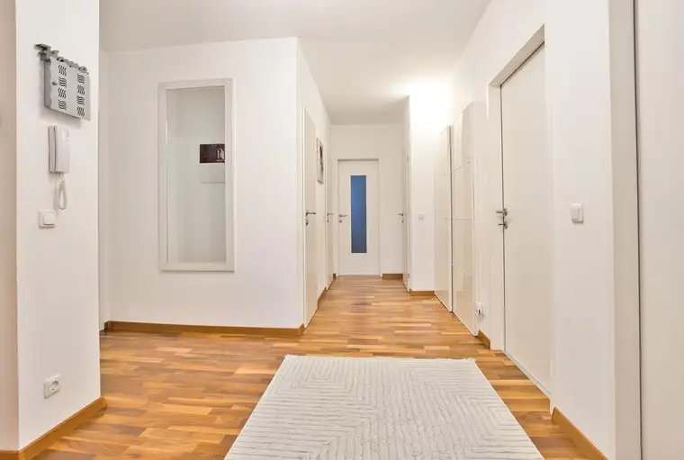 Moderne 4-Zimmer-Wohnung mit Loggia in Top-Lage! Europahof, Vöcklabruck