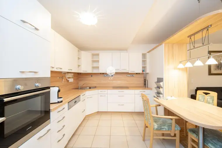Passivhaus: Moderne, behindertengerechte Traumwohnung mit großer südseitiger Terrasse!