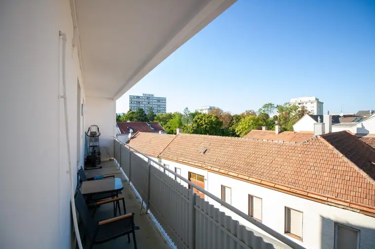 Helle 3-Zimmer-Wohnung mit Balkon in Wiener Neudorf, 2. Stock ohne Lift - Video verfügbar