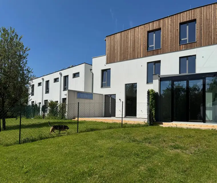 Refugium im Grünen - Exklusive Maisonette mit Privatgarten