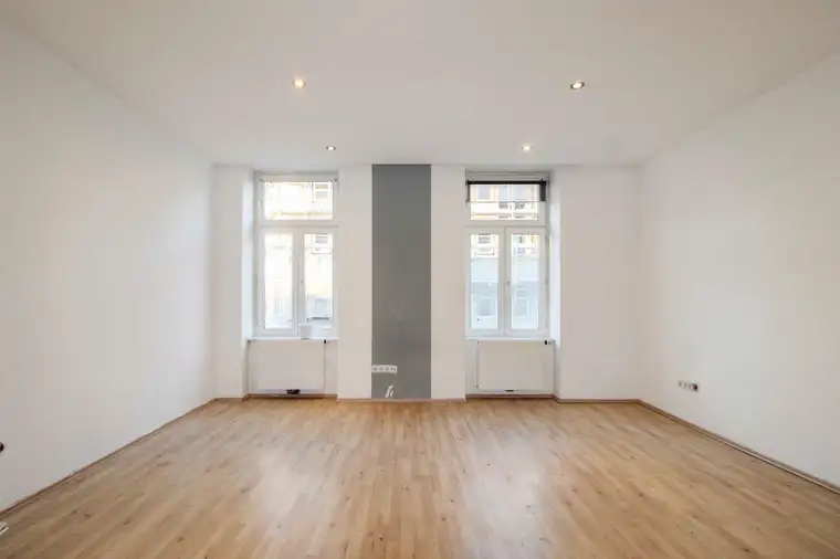 Ansprechender Zustand: 2-Zi.-ETW in urbaner Lage