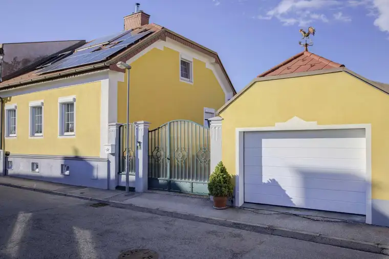 Ein Zuhause, das mehr ist als vier Wände – es ist Raum für Leben, Licht und Lebensqualität.