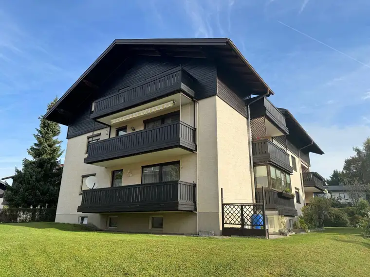 Sonnige 2 Zimmer Wohnung | 57m2 Wfl., Balkon und Freiabstellplatz | Henndorf a. Wallersee