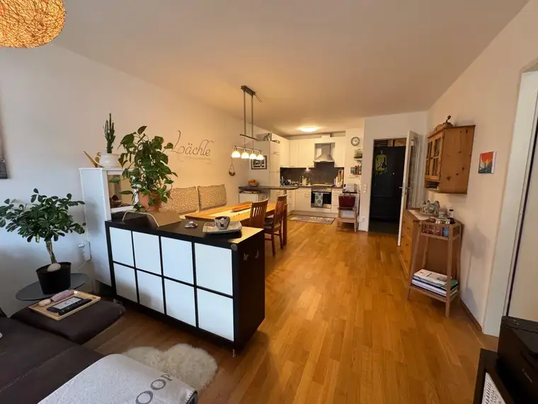 Schöne 2 Zimmer Stadt Wohnung | mit Balkon und Tiefgargenplatz | Hallein