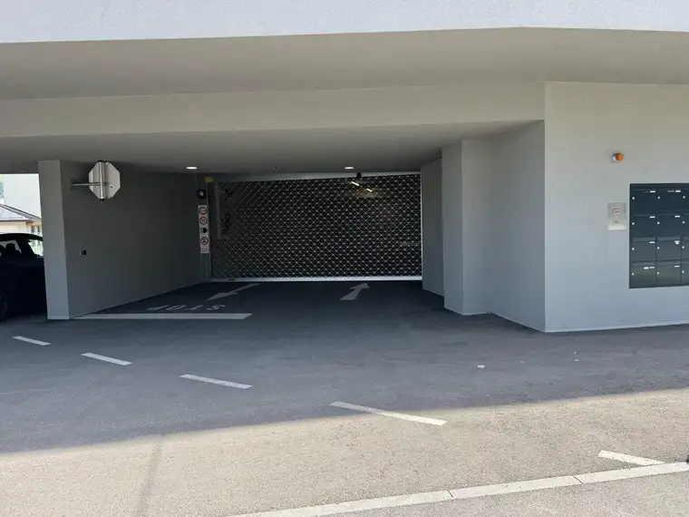 Tiefgaragenplatz | in der Alpenstraße