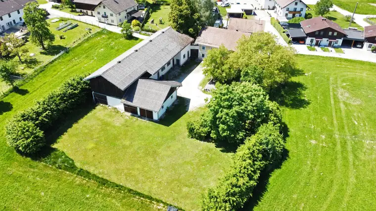 LANDLEBEN PUR: BAUERNHAUS MIT VIEL PLATZ ZUR ENTFALTUNG