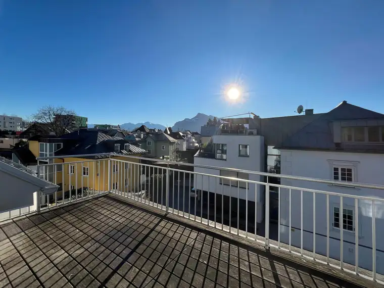 Exklusive 4 Zimmer- Dachterrassenwohnung in Salzburg-Riedenburg