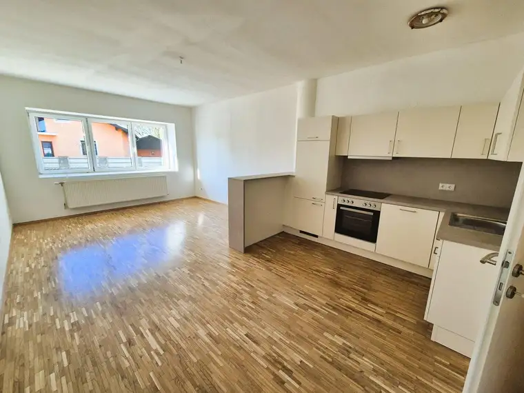 2-Zimmer Wohnung in der Puchstraße zu vermieten!